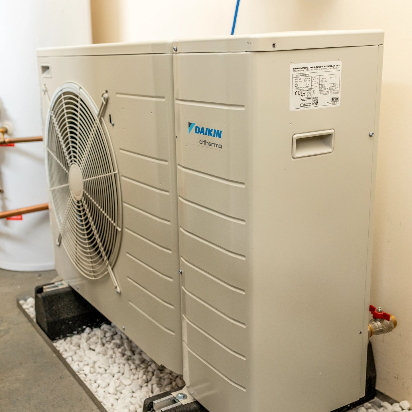 Air Source Heat Pump Systems (Non-Refrigerant Circuits)